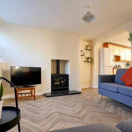 4 Bed Home 3 Mins From Harbour + Sandy Beach โฟล์กสตัน ภายนอก รูปภาพ