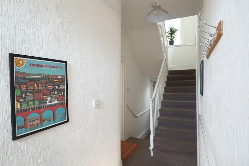 4 Bed Home 3 Mins From Harbour + Sandy Beach โฟล์กสตัน ภายนอก รูปภาพ